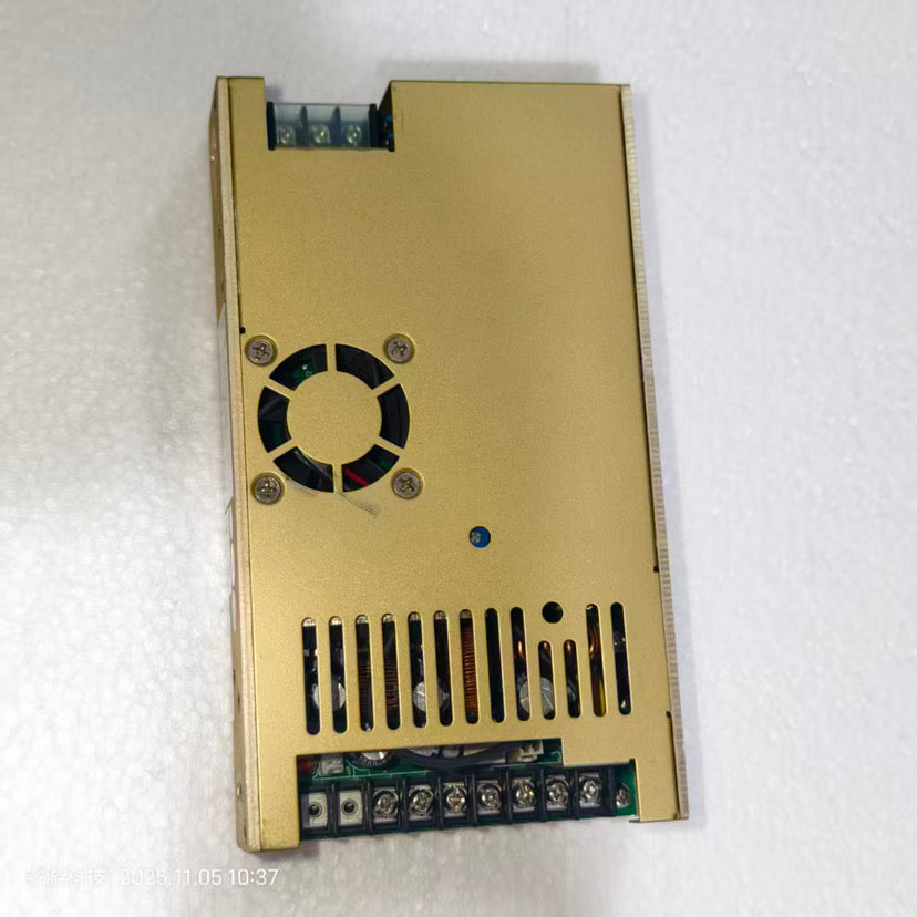 XP POWER PBM200PT02C 90% brand new original ,tested